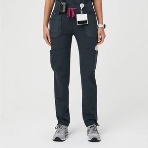 NWT Figs Mundri Slim Scrub Pants in Dark Harbor